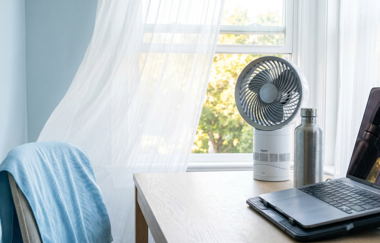 10 Ways to Keep Your Home Office Cool This Summer (Without AC)